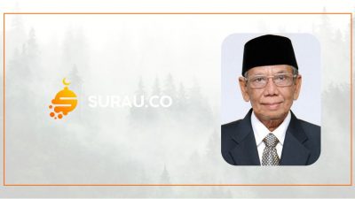 KH Hasyim Muzadi, Biografi Singkat