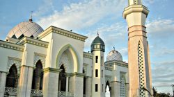 Masjid Raya Makassar - Surau.co.jpg